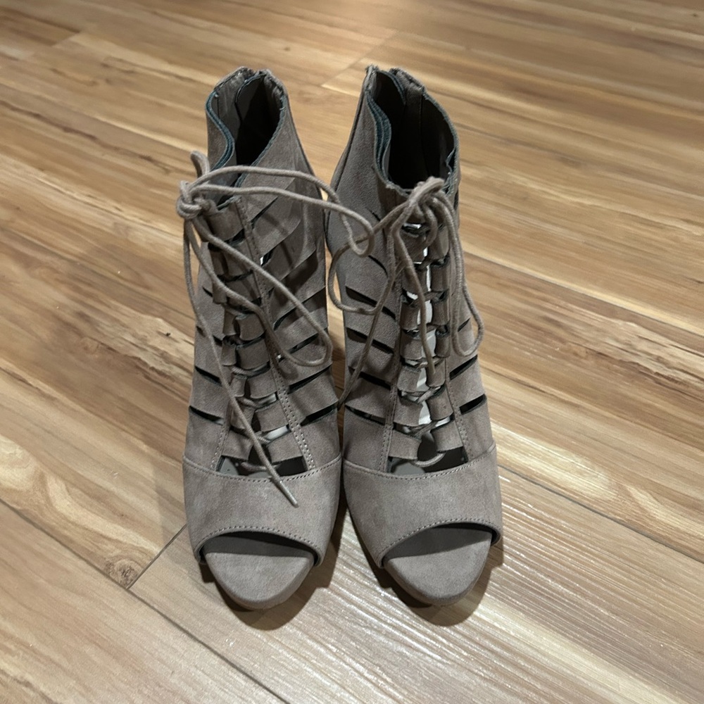 Fergalicious Mushroom Brown Lace-Up Boots with Suede Finish Size 9 1/2